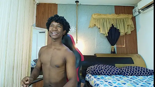 Snapshot of negga_cum chatting on February 14, 3:42 pm negga cum online show from February 14, 3:42 pm