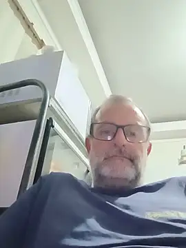 nard53 online show from May 15, 11:23 pm