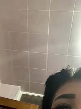 Dannii- online show from June 12, 1:04 am