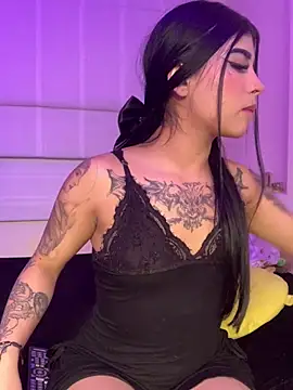 Dannii- online show from June 17, 2:03 am