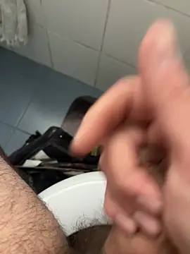 Snapshot of marc8876 chatting on November 21, 12:26 pm marc8876 online show from November 21, 12:26 pm