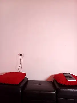 Kelaya Monrroy online show from December 2, 9:43 pm