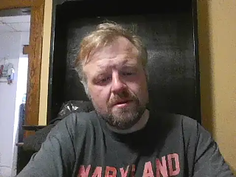 Snapshot of TheOneDonShaun chatting on May 11, 1:44 am TheOneDonShaun online show from May 11, 1:44 am