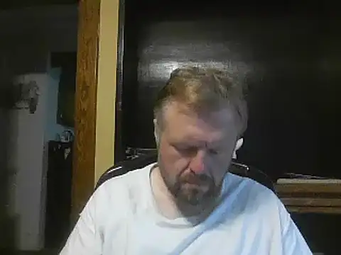 Snapshot of TheOneDonShaun chatting on May 18, 8:03 pm TheOneDonShaun online show from May 18, 8:03 pm