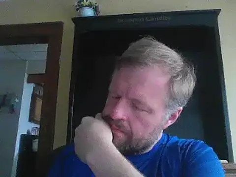 Snapshot of TheOneDonShaun chatting on May 24, 7:41 pm TheOneDonShaun online show from May 24, 7:41 pm
