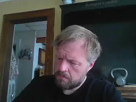 Snapshot of TheOneDonShaun chatting on June 1, 6:09 pm TheOneDonShaun online show from June 1, 6:09 pm