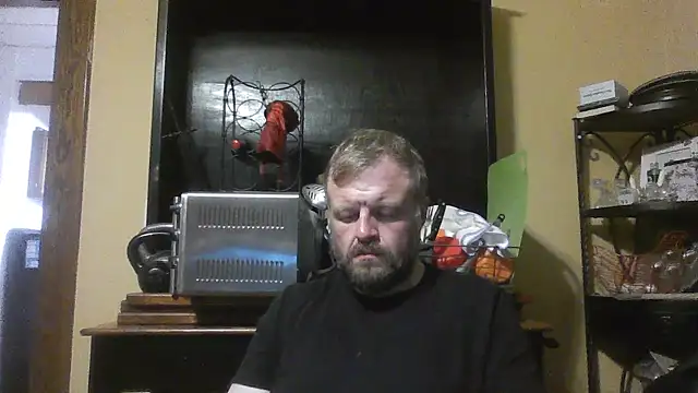 Snapshot of TheOneDonShaun chatting on June 26, 3:11 am TheOneDonShaun online show from June 26, 3:11 am