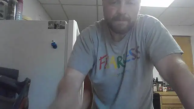Snapshot of TheOneDonShaun chatting on July 5, 11:23 pm TheOneDonShaun online show from July 5, 11:23 pm