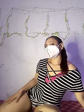 Snapshot of Queen_thala chatting on November 22, 5:56 pm Queen thala online show from November 22, 5:56 pm