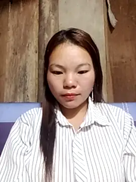 yu-zhen online show from December 17, 8:15 pm