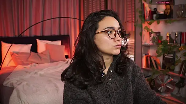 Snapshot of Shadow_Lotus chatting on November 26, 2:29 pm Shadow Lotus online show from November 26, 2:29 pm