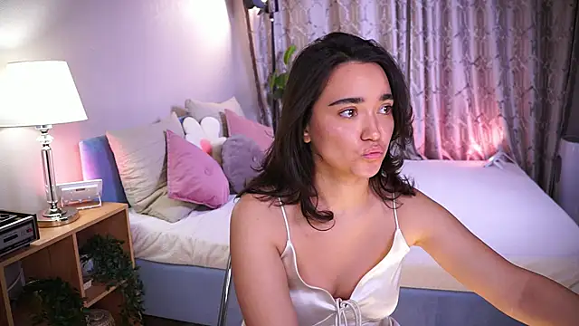 Snapshot of Shadow_Lotus chatting on December 3, 1:53 pm Shadow Lotus online show from December 3, 1:53 pm