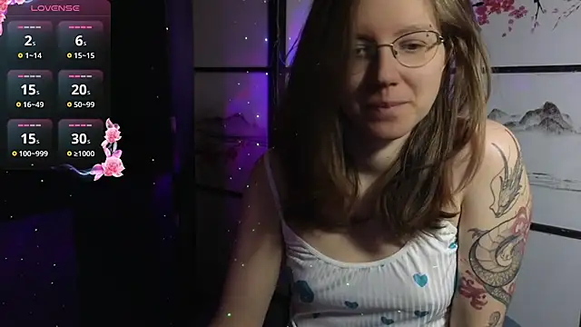 scarlettsrose online show from April 28, 1:49 pm