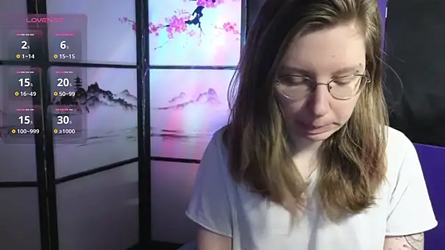 scarlettsrose online show from June 15, 8:27 am