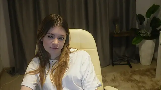 Snapshot of AngelesBenitz chatting on November 19, 1:44 pm AngelesBenitz online show from November 19, 1:44 pm