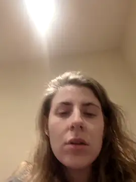 Snapshot of hotwetvix chatting on November 20, 9:47 pm hotwetvix online show from November 20, 9:47 pm