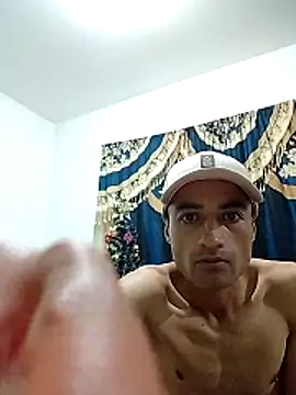 noah77  online show from November 30, 3:43 am