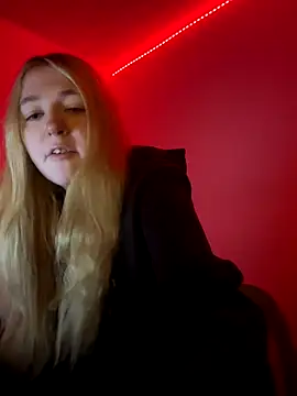 Glowing Elegant Tessa online show from November 25, 4:29 pm