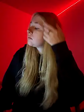 Glowing Elegant Tessa online show from November 26, 3:57 pm