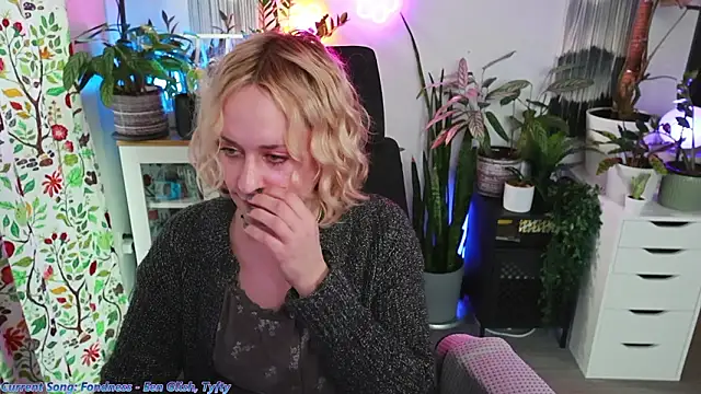 xzoeyryanx online show from February 23, 7:22 pm