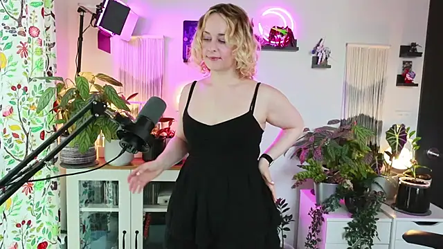 Snapshot of xzoeyryanx chatting on July 20, 4:31 pm xzoeyryanx online show from July 20, 4:31 pm