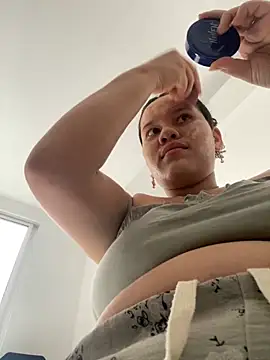 Soffiegrey online show from December 3, 7:12 pm