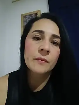 Snapshot of Sex_Annie chatting on May 17, 4:10 am Sex Annie online show from May 17, 4:10 am