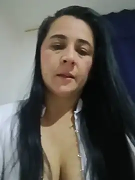 Snapshot of Sex_Annie chatting on June 12, 4:22 am Sex Annie online show from June 12, 4:22 am