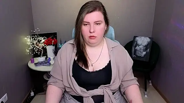 Snapshot of Valerry_ chatting on November 28, 1:03 pm Valerry online show from November 28, 1:03 pm