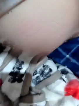 Snapshot of fati35flou chatting on December 21, 6:48 pm fati35flou online show from December 21, 6:48 pm