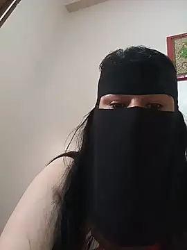fati35flou online show from June 12, 7:29 am