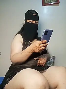 fati35flou online show from July 31, 11:04 pm