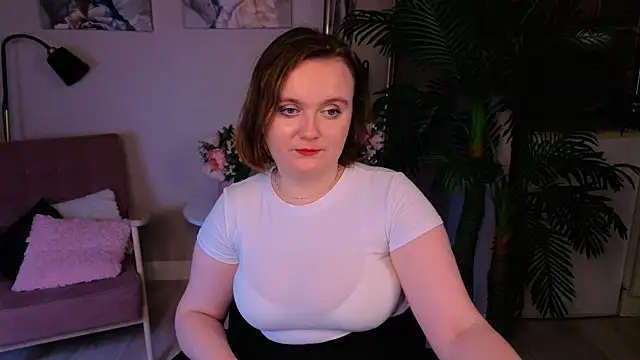 TerryAstra online show from December 4, 9:01 pm