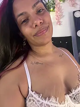 ArielleMillerr- online show from June 5, 5:51 pm