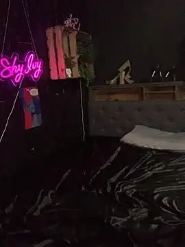 Shy-Ivy online show from April 26, 9:01 pm