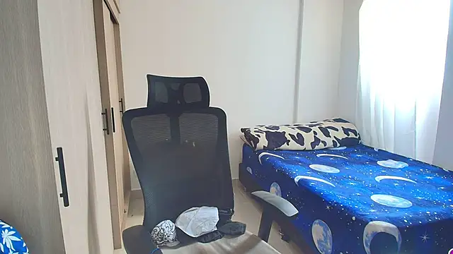 naitt  online show from November 28, 1:47 pm