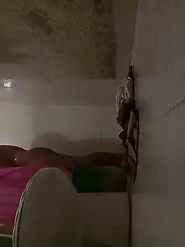 Snapshot of chikis_18 chatting on November 27, 12:56 am chikis 18 online show from November 27, 12:56 am