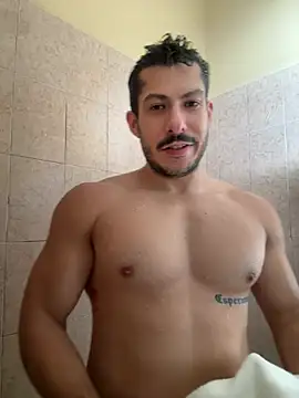 Snapshot of DARG_17 chatting on May 16, 11:03 pm DARG 17 online show from May 16, 11:03 pm