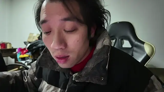 Snapshot of lubeiqu chatting on December 21, 2:02 pm lubeiqu online show from December 21, 2:02 pm