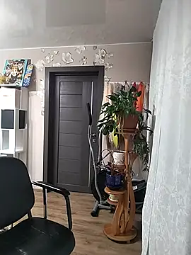 Snapshot of Foxy-lady chatting on November 13, 8:19 pm Foxy-lady online show from November 13, 8:19 pm