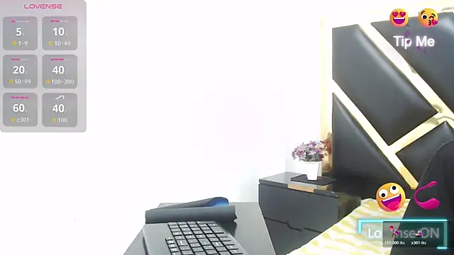 NoahJhonson69 online show from January 17, 7:06 pm