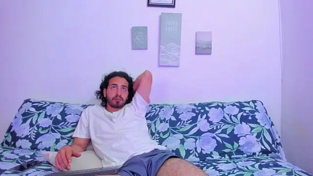 Snapshot of Jave_rave chatting on July 28, 8:52 pm Jave rave online show from July 28, 8:52 pm