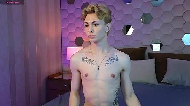 Even Vrot online show from December 4, 7:55 pm