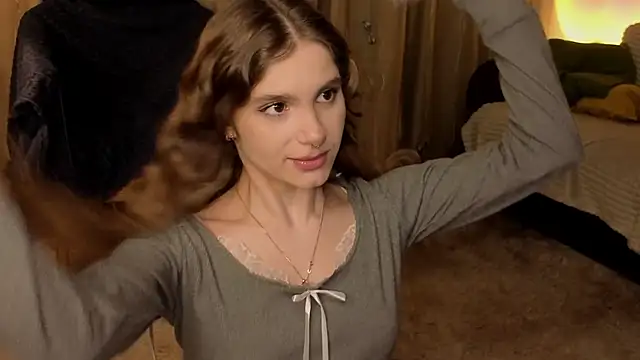 RozanneJordan online show from May 2, 9:31 pm
