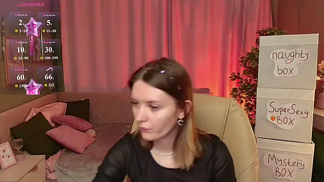 Ursula Andres online show from June 10, 1:06 am