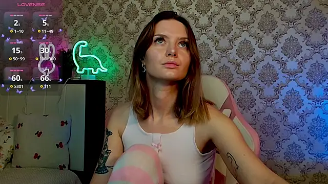 Ursula Andres online show from July 7, 1:30 am