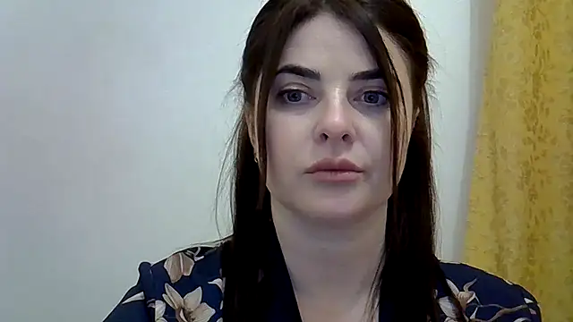 Snapshot of Darkroseq chatting on December 20, 5:09 pm Darkroseq online show from December 20, 5:09 pm