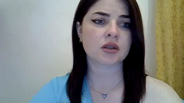 Snapshot of Darkroseq chatting on April 19, 4:50 pm Darkroseq online show from April 19, 4:50 pm