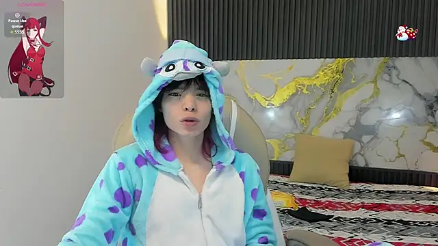 Sylasfrost online show from December 21, 12:56 pm