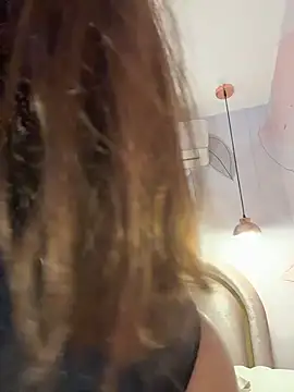 Snapshot of IsabelaStefano chatting on November 25, 3:06 am IsabelaStefano online show from November 25, 3:06 am